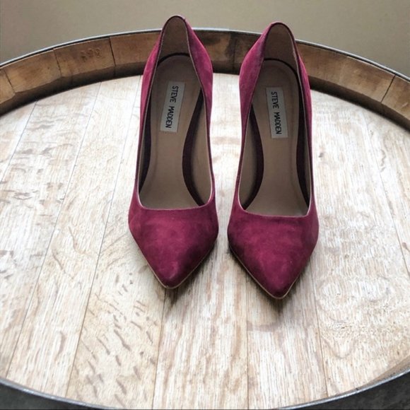 ❌SOLD❌ Steve Madden Pointed Toe Block Pumps - Picture 2 of 8